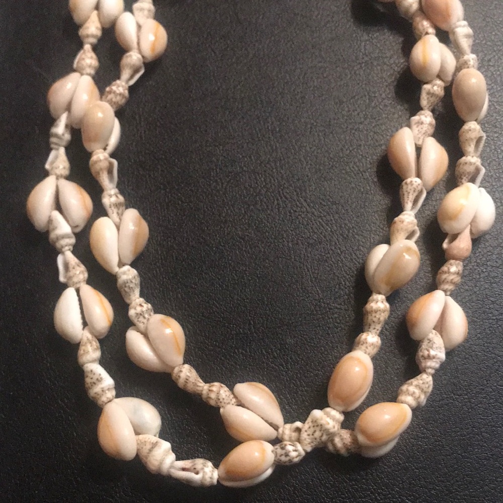 GENUINE SHELL NECKLACE LONG STRAND